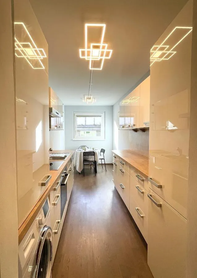 Vienna'S Central Gem: Artistic Apartment In The Heart Of The City Austria